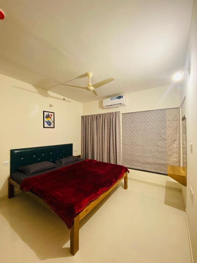 Apartment Royal Nest - 2 Bhk Service Appt *
