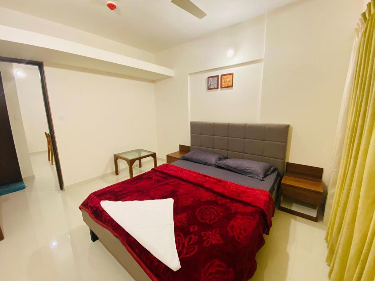 Royal Nest - 2 Bhk Service Appt